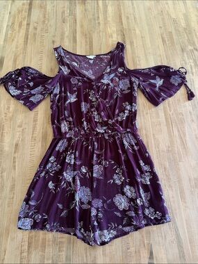 Aeropostale Purple Floral Cold-Shoulder Romper